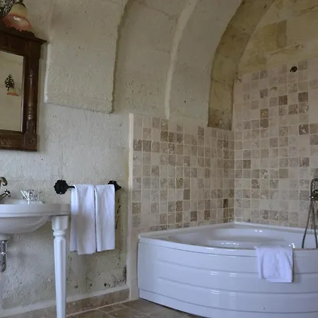 Cappa Cave & Szálloda Ulasli (Nevsehir)