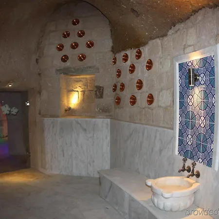Cappa Cave & 3* Ulasli (Nevsehir)