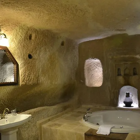 Cappa Cave & 3* Ulasli (Nevsehir)