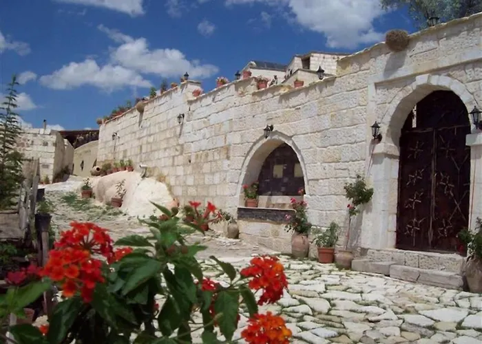 Cappa Cave & 3* Ulasli (Nevsehir)